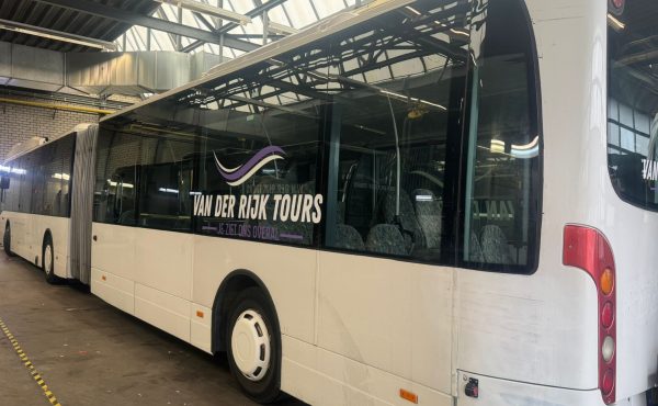 a34a3bd6-f1e6-4951-adf5-5b6ff131189e